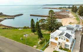 Legasea Lodge - Pet Friendly Beachfront Plunge Pool
